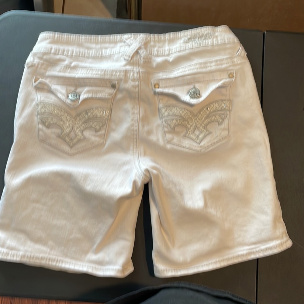 Hydraulic size 7/8 Bermuda shorts